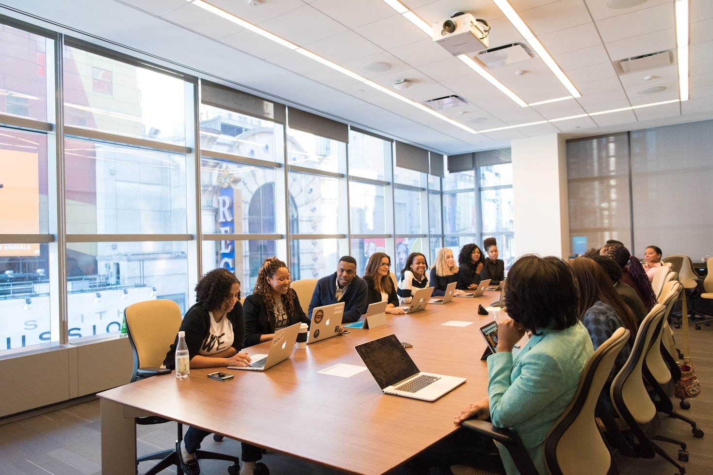 Cómo convertir prospectos en estudiantes con LeadSchool